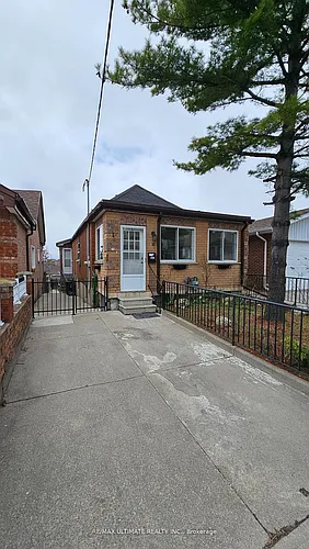 16 Failsworth Ave #MAIN Photo 1