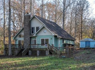 29 Hyatt Mill Ln, Hayesville, NC 28904