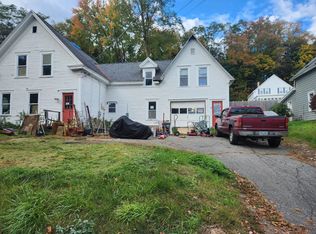 86 High St, Hinsdale, NH 03451