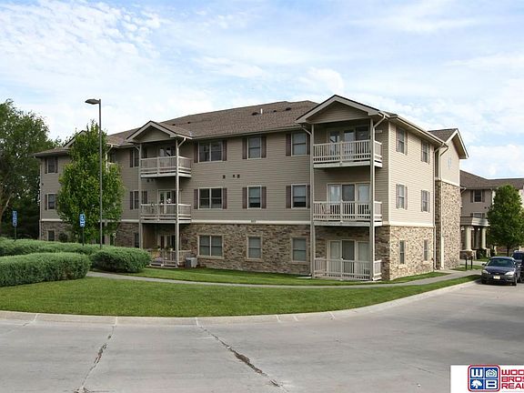 3rd image of 5831 Enterprise Dr APT 309