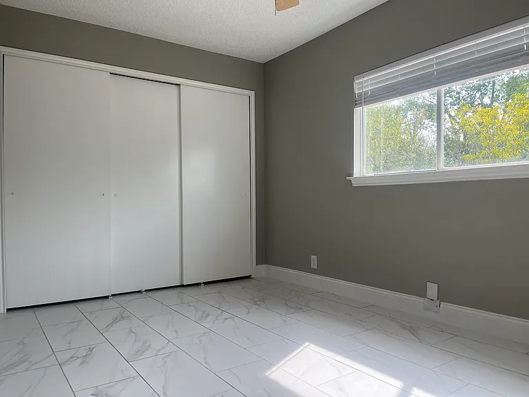 8131 Grand Bnd — Photo 11