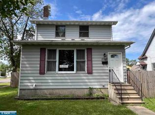 2143 3rd Ave W, Hibbing, MN 55746