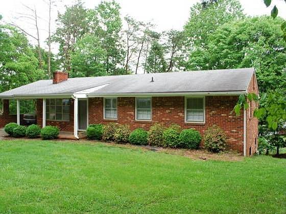 1st image of 3106 Medallion Cir SE