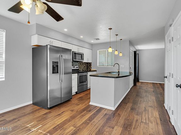 5th image of 602 W HONONEGH Drive #1
