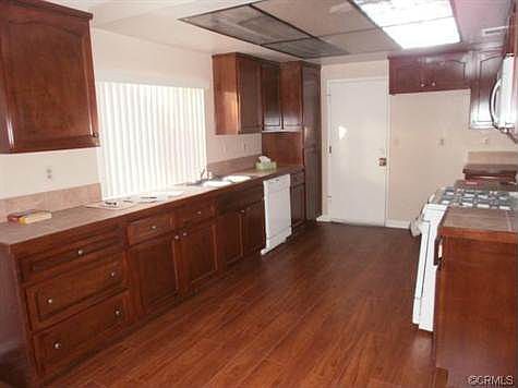 4th image of 2464 N Glenwood Ave