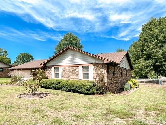 2nd image of 102 Liles Dr