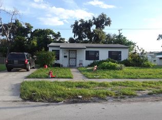 1721 NW 166th St, Miami Gardens, FL 33054