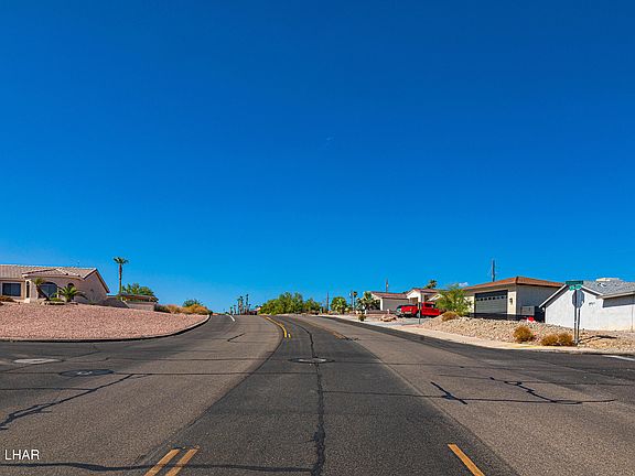 4th image of 3395 Kiowa Blvd S