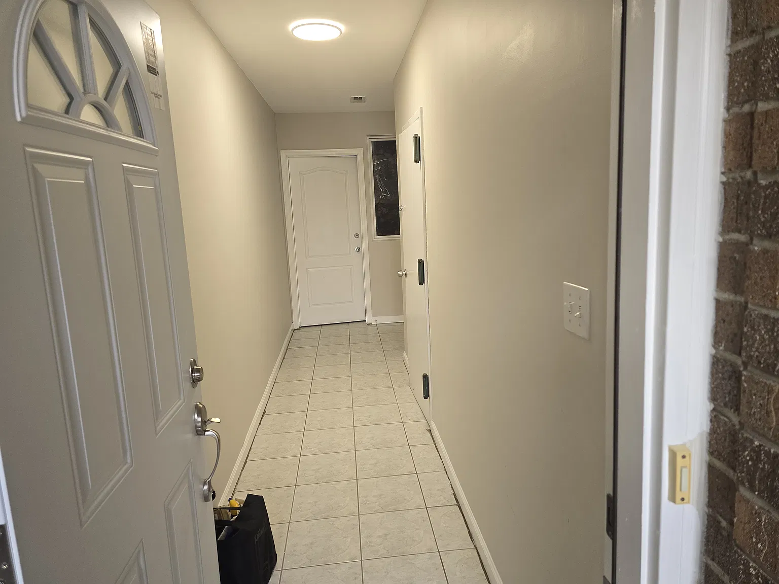 3 bed, 1600 sqft, $3,500 — Photo 2