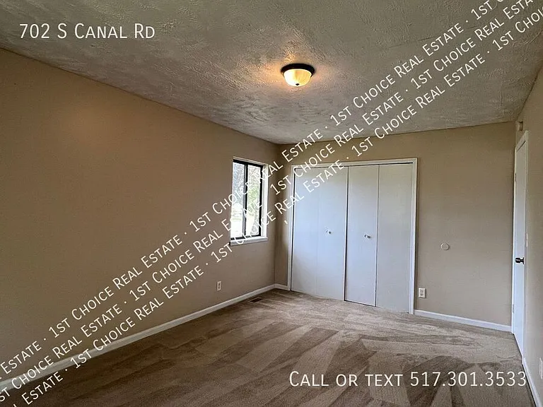 702 S Canal Rd — Photo 8