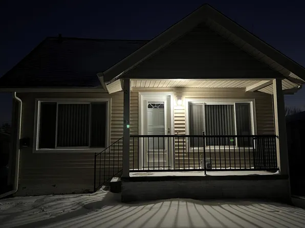 93 W Harwood Ave, Madison Heights, MI 48071