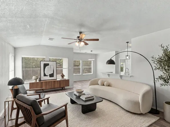 3920 Whitey Ford Way, Round Rock, TX 78664