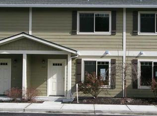 201 Madrone St, Rogue River, OR 97537