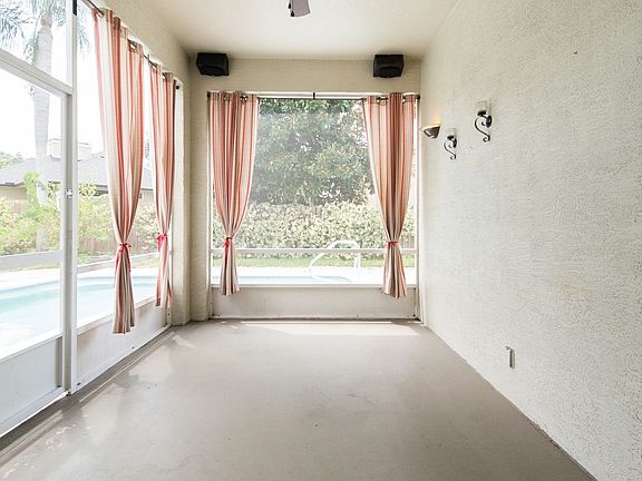 5th image of 3480 Woodley Park Pl