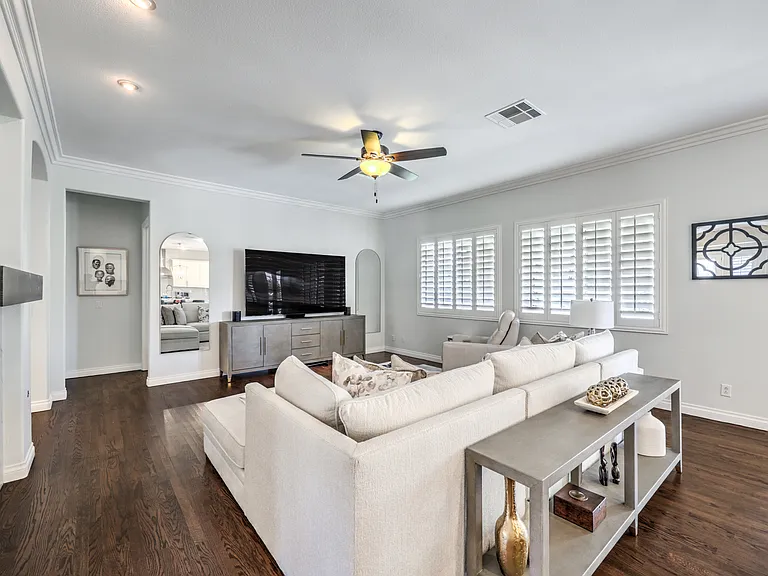 7166 Frontier Hills Ave — Photo 12