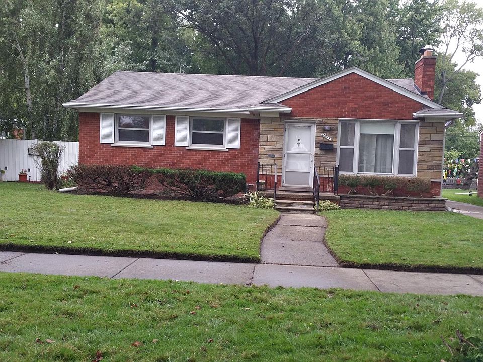 1st image of 22111 Mauer St
