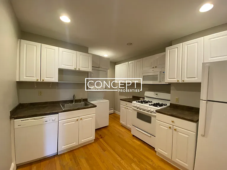 350 Allston St — Photo 7