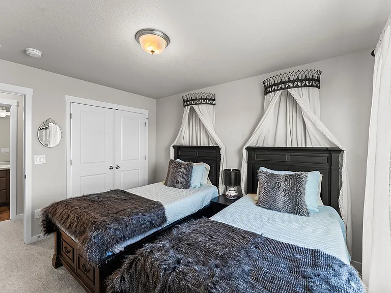 5204 Roundhouse Dr — Photo 25