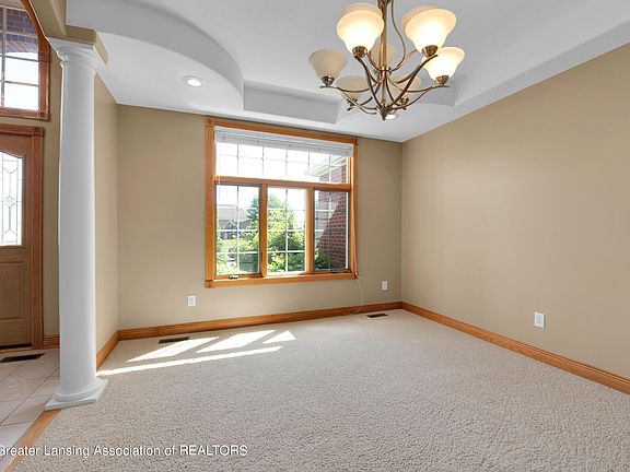 4th image of 10820 Ireland Dr
