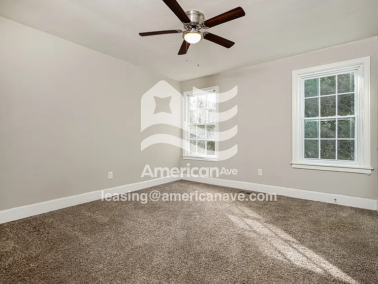 566449_011_wm_-_bedroom_13556991.jpg