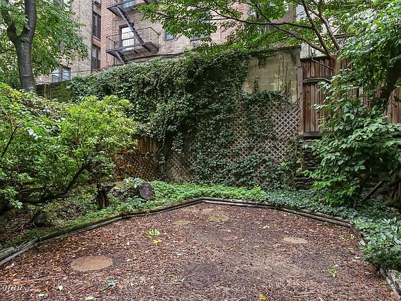 5th image of 140 W 80th St APT 2