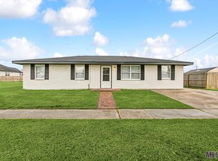 3632 Chalona Dr, Chalmette, LA 70043