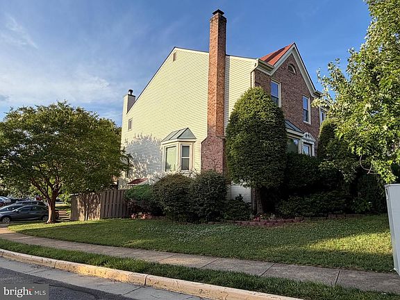 2nd image of 2776 Winston Ct