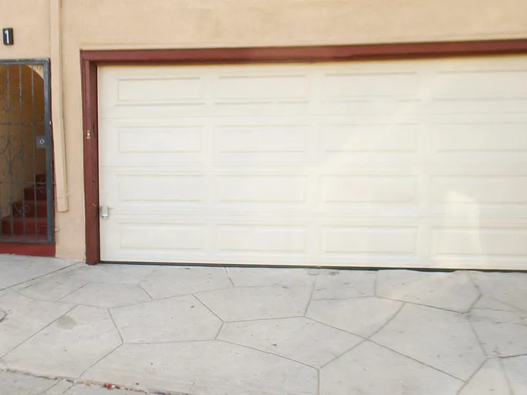 1 Waverly Dr — Photo 23