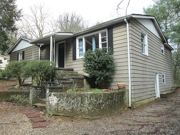 2nd image of 8 Kington Ln