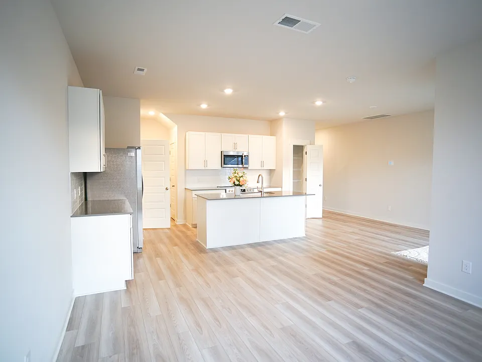 1759 Manuka Ln
