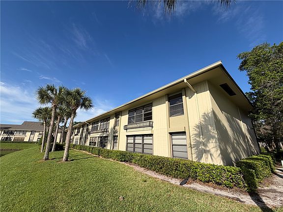 2nd image of 31 Plantation Dr APT 201