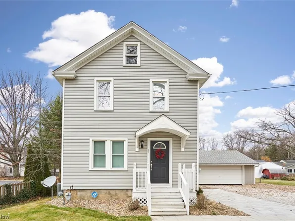 26 Bermont Ave, Munroe Falls, OH 44262