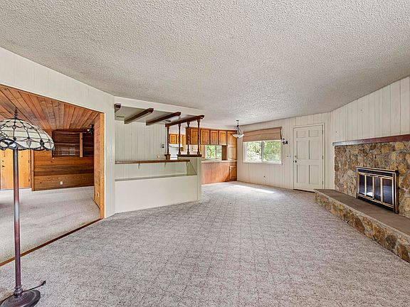4th image of 200 Clydesdale Dr