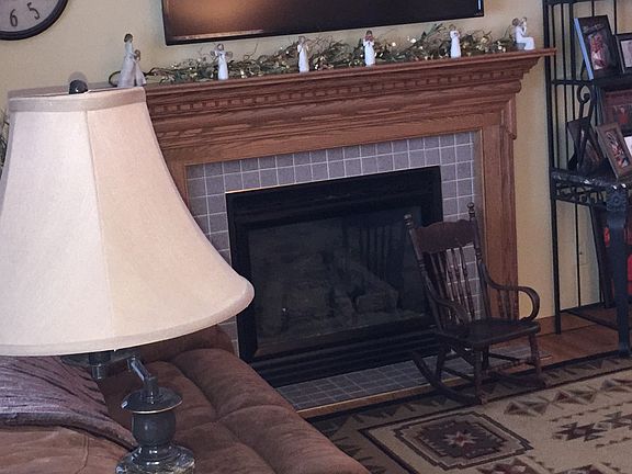 Living room gas fireplace.