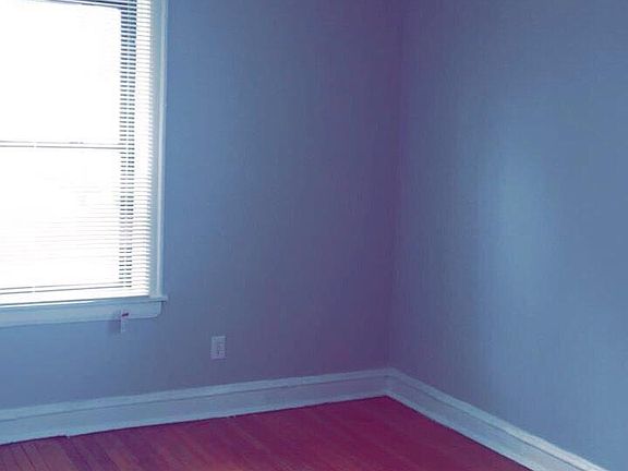 3rd image of 8301 S Paulina St APT 1A