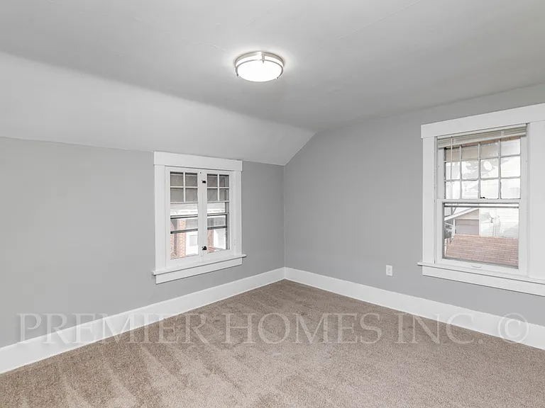 1320 Wilson Pl NW — Photo 11