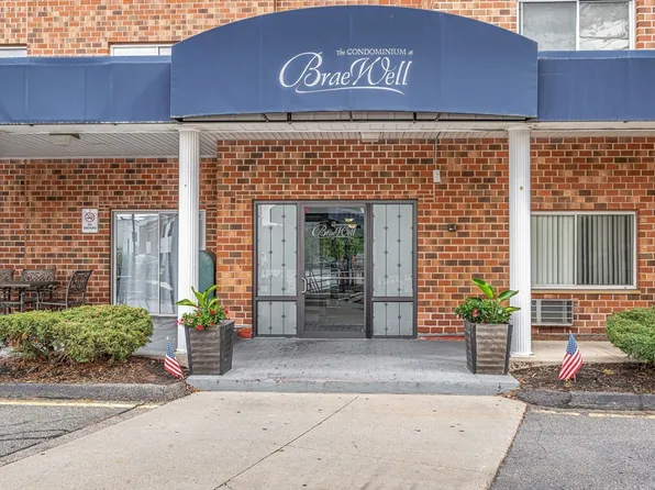 230 Willard St Unit 211, Quincy, MA 02169