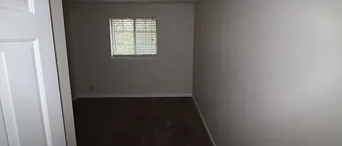 7425 Oxford Cir — Photo 12