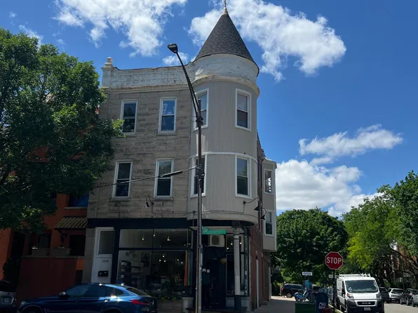 2558 N Southport Ave #2, Chicago, IL 60614