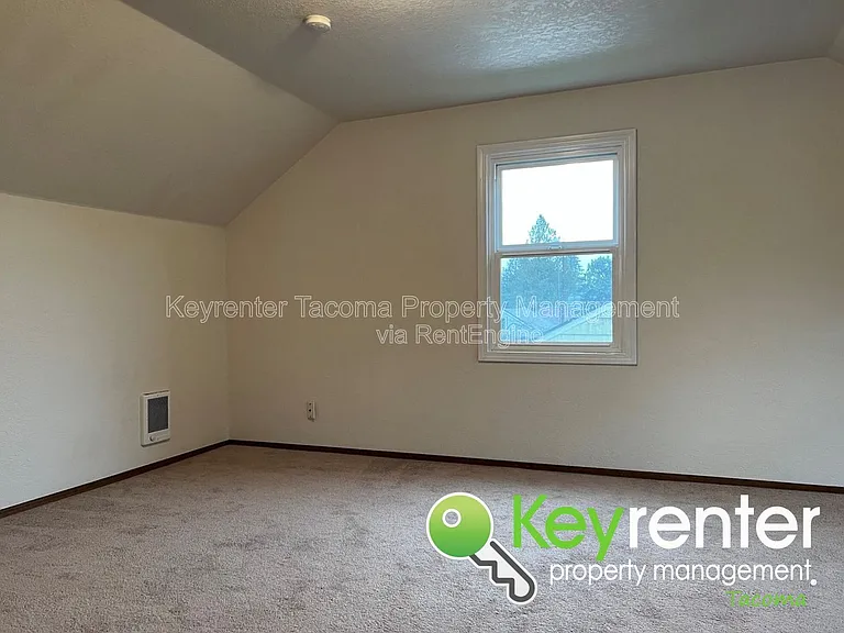 4816 E G St — Photo 18
