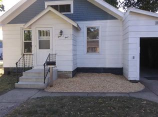1203 N 8th St, Estherville, IA 51334