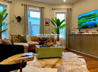 33 Condor St #201, Boston, MA 02128