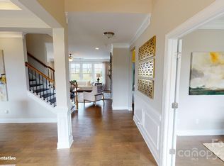 5519 Casper Dr, Charlotte, NC 28214