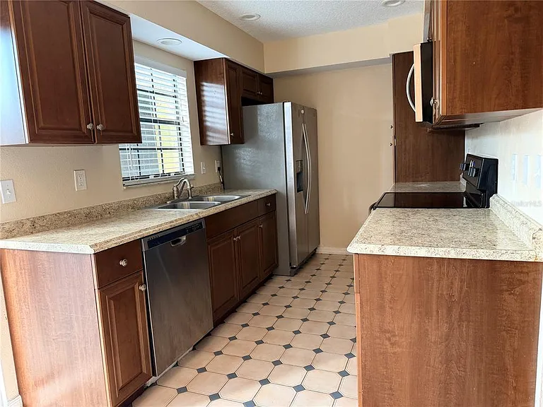 3220 Oak Lawn Pl #210 — Photo 7
