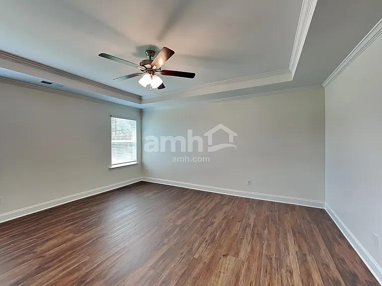 124 Cairo Ct — Photo 16
