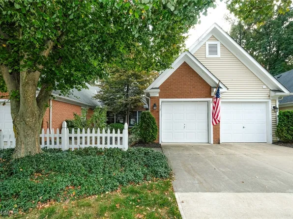 31825 Bayview Dr APT 117, Avon Lake, OH 44012