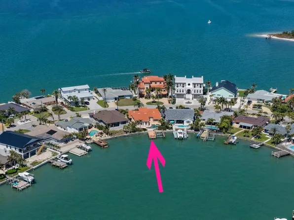 483 Harbor Dr N, Indian Rocks Beach, FL 33785