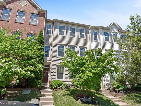 4th image of 3213 Ellington Ln
