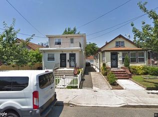 14662 182nd St, Springfield Gardens, NY 11413