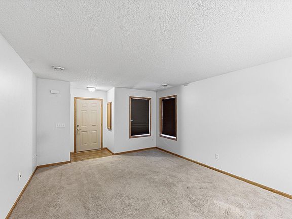 4th image of 12646 Pond View Rd